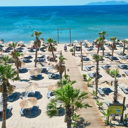 Sea فندق