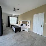 Sea Szálloda 3*